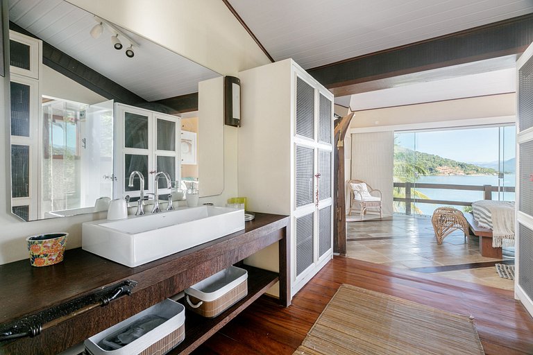 Ang056 - Magnificent house on the sand with private beach