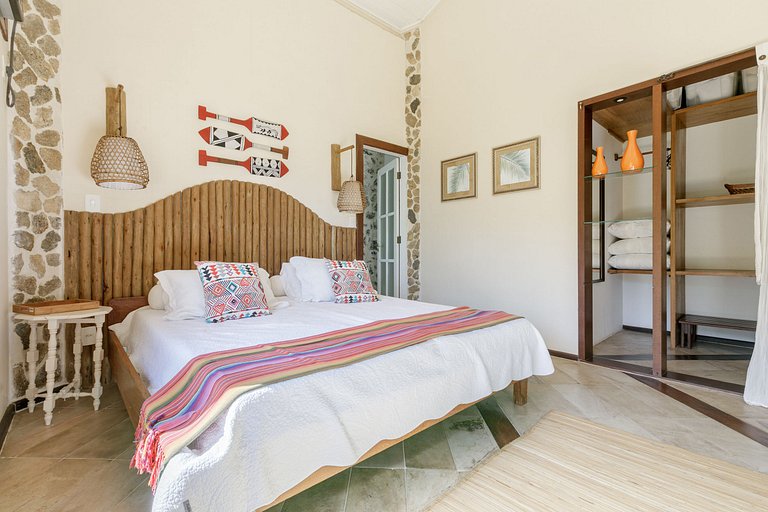 Ang056 - Magnifica casa pé na areia com praia privada