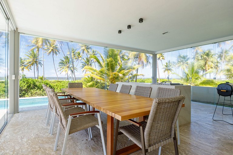 Bah421 - Beautiful oceanfront villa in Praia do Forte
