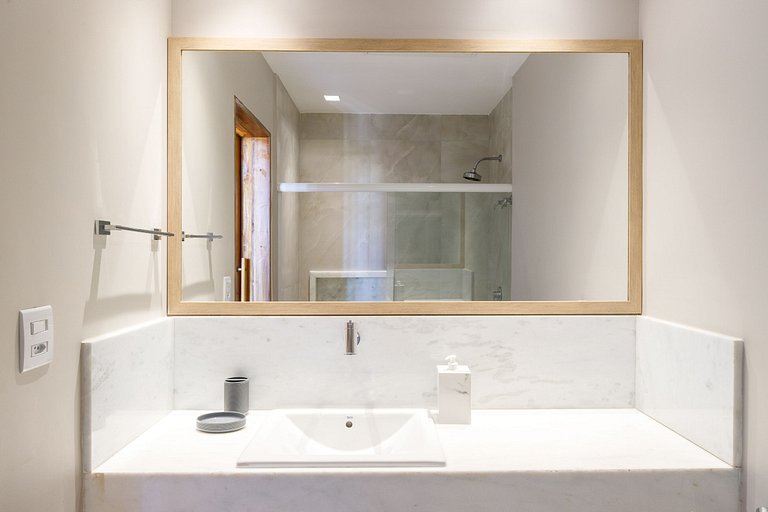 Bah421 - Belle villa en front de mer à Praia Forte