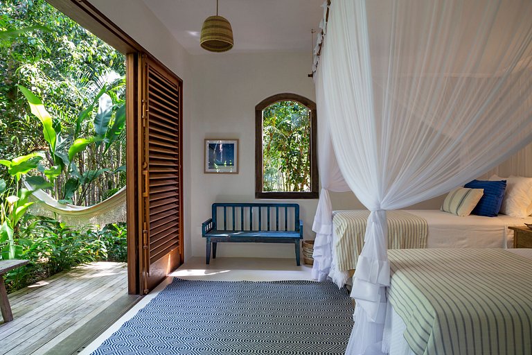 Bah085 - Villa vista mar perto do Rio da Barra