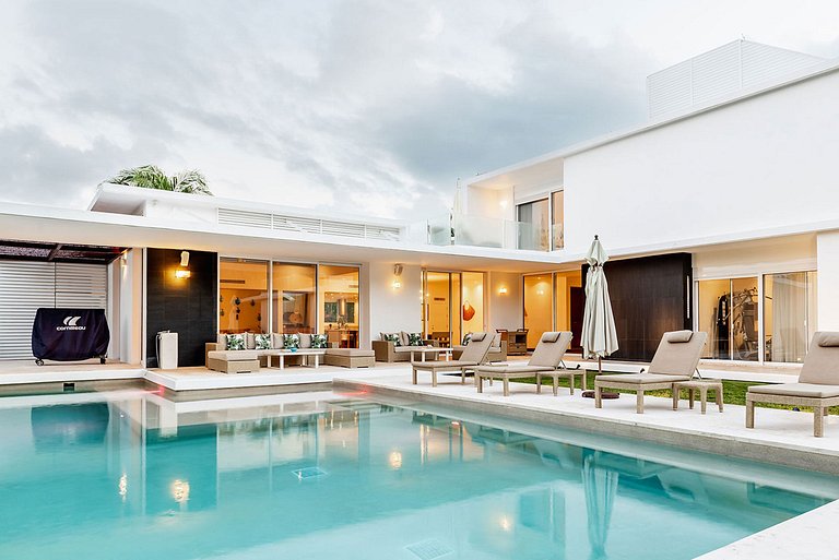 Can001 - Magnificent villa with pool in Cancún