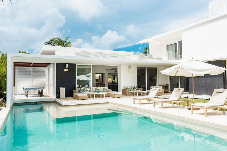 Can001 - Magnificent villa with pool in Cancún