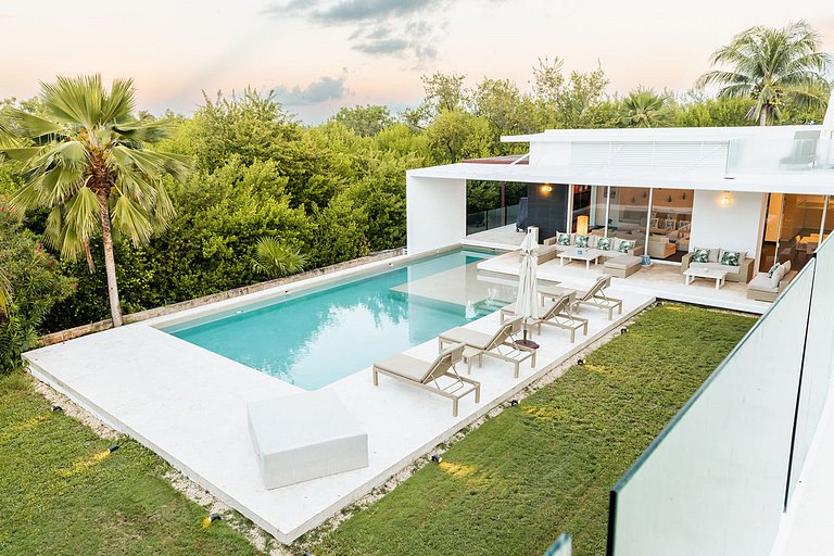 Can001 - Magnificent villa with pool in Cancún