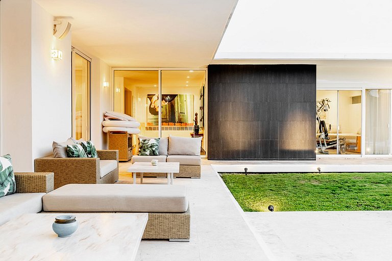 Can001 - Magnificent villa with pool in Cancún