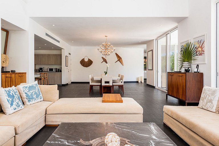 Can001 - Magnificent villa with pool in Cancún