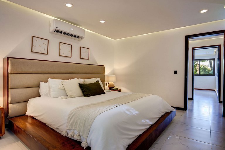 Pcr005 - Beautiful beachfront villa in Playa del Carmen