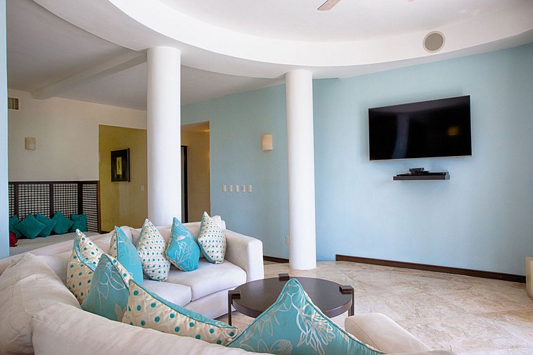 Pcr017 - Beachfront villa in Playa del Carmen