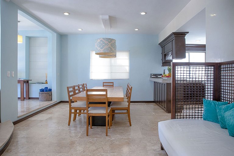 Pcr017 - Beachfront villa in Playa del Carmen