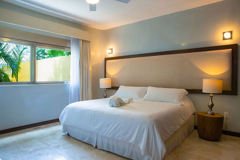 Pcr017 - Beachfront villa in Playa del Carmen