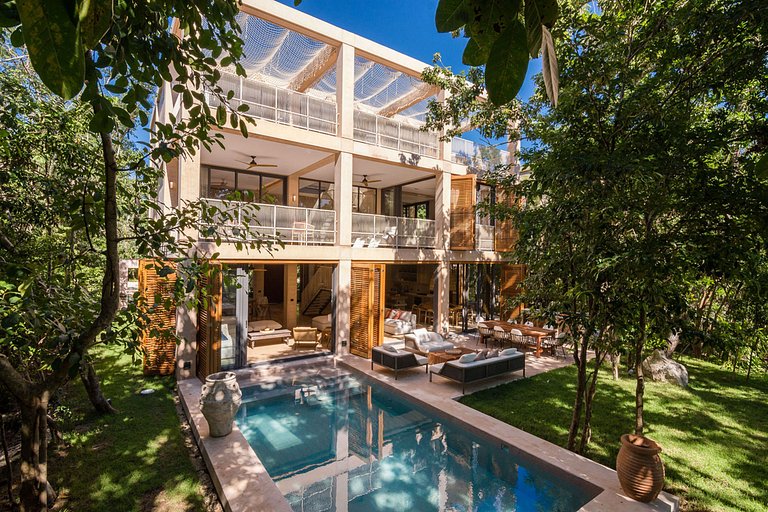 Pcr018 - Luxurious villa in Playa del Carmen
