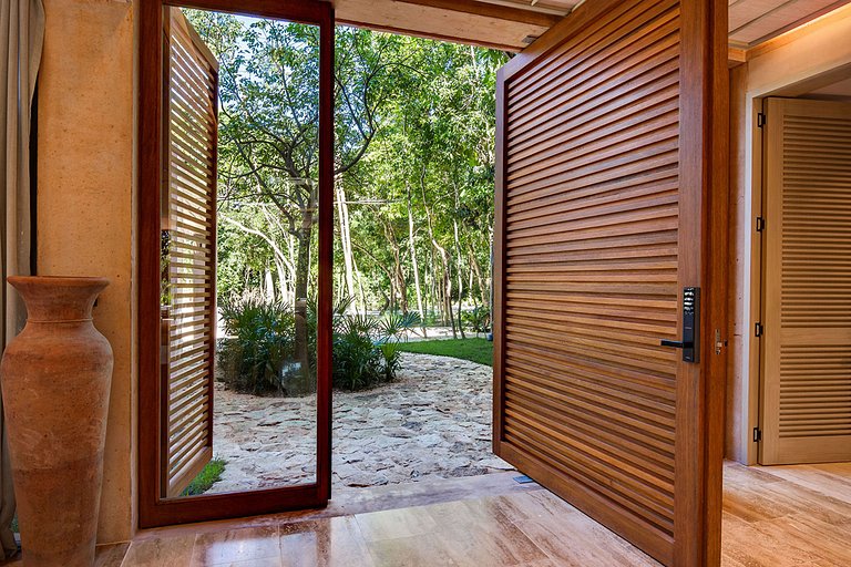 Pcr018 - Luxurious villa in Playa del Carmen
