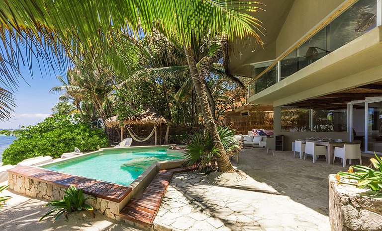 Pta003 - Luxury villa in Puerto Aventuras