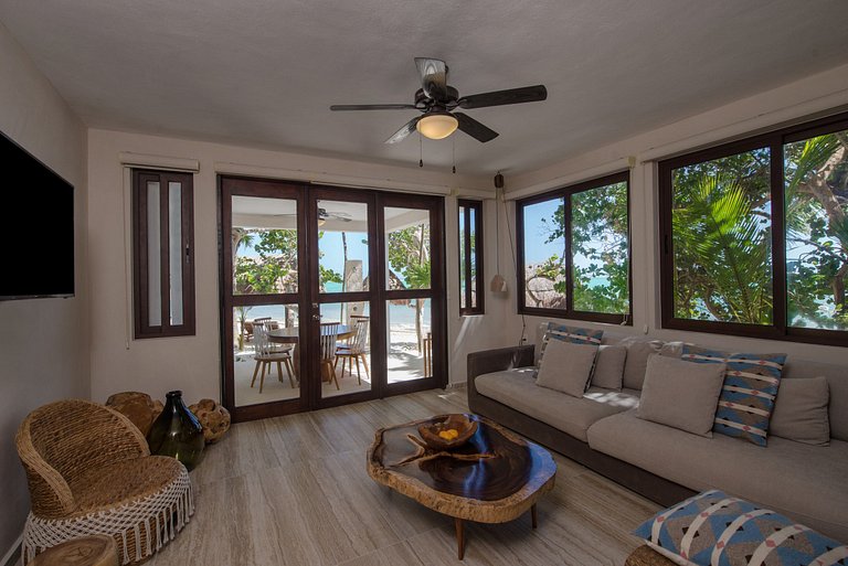 Tul008 - Private beachfront retreat on Soliman Bay