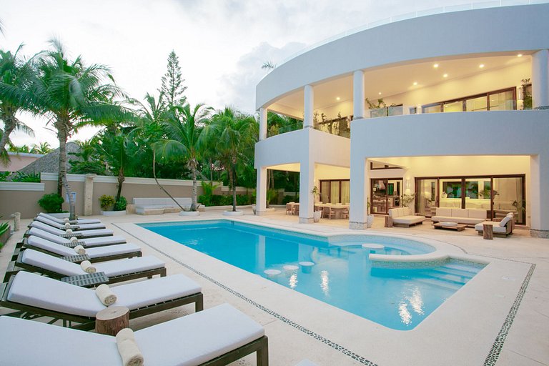 Tul003 - Belle villa balnéaire avec grande piscine à Tulum