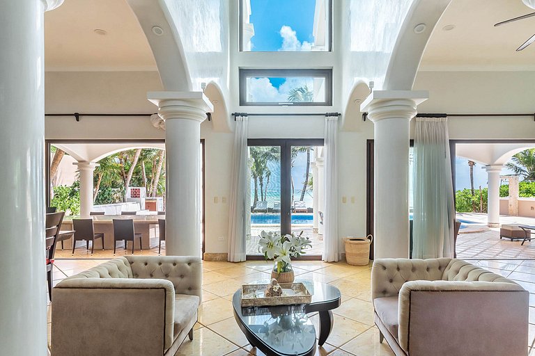 Tul004 - Luxurious sea front duplex villa with pool in Tulum