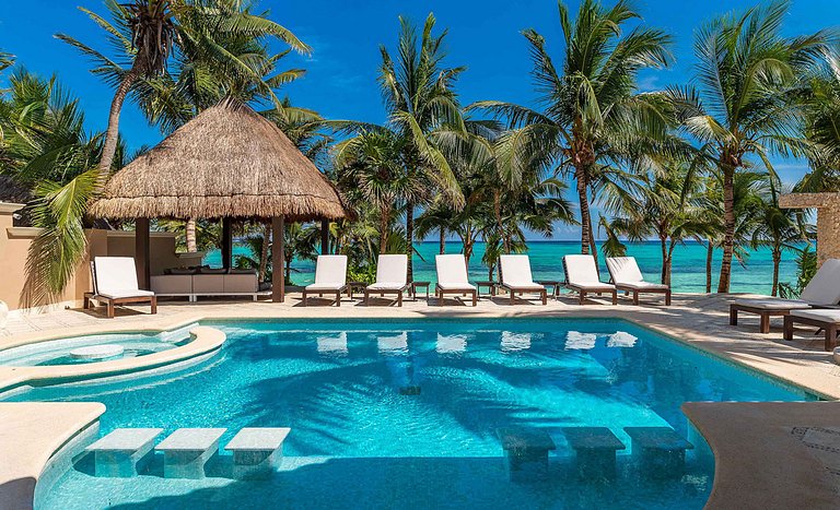 Tul005 - Luxurious seafront villa with pool in Tulum