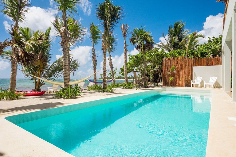 Tul023 - Fantastic waterfront home in Tulum