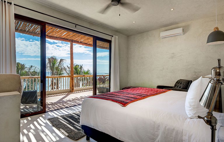 Tul023 - Fantástica casa frente al mar en Tulum