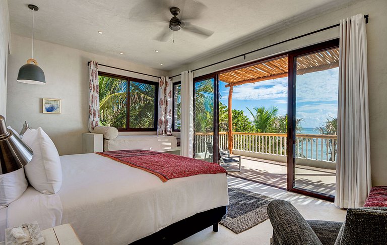 Tul023 - Fantastic waterfront home in Tulum
