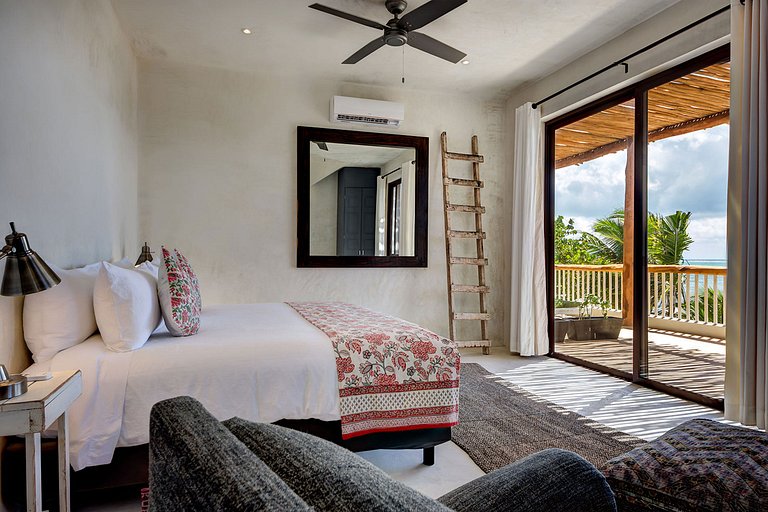 Tul023 - Fantastic waterfront home in Tulum