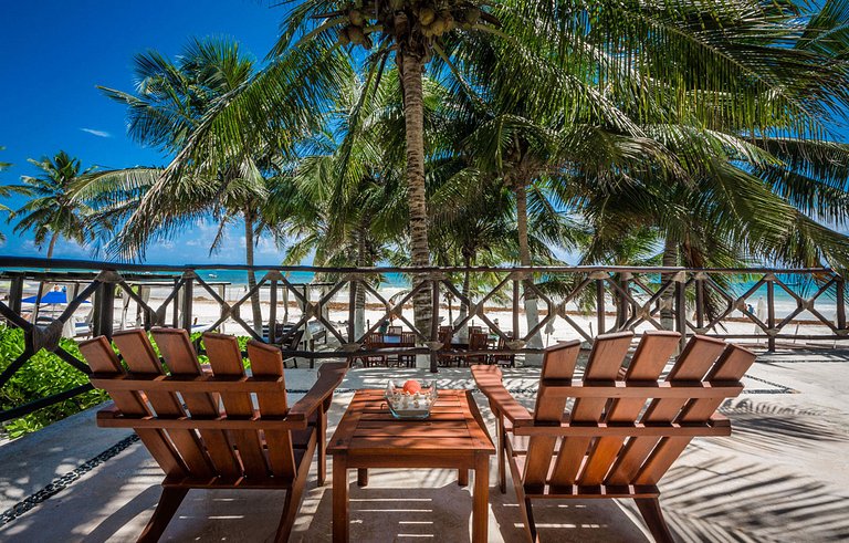 Tul027 - Gorgeous sea front villa in Tulum