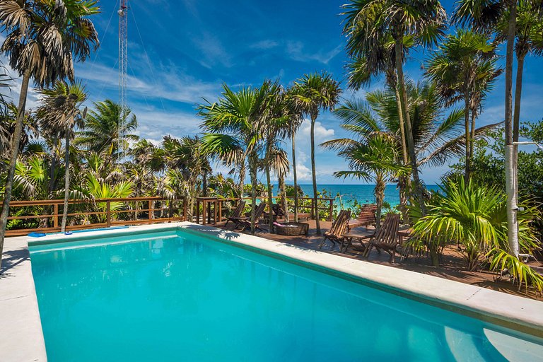 Tul038 - Luxury 5-bedroom villa with ocean views in Tulum