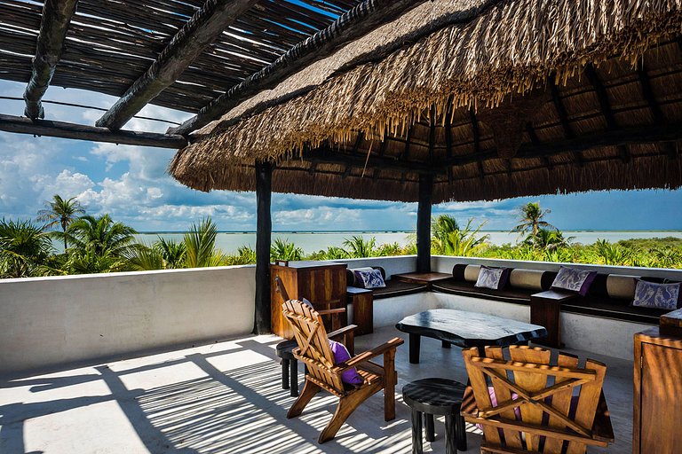 Tul038 - Luxury 5-bedroom villa with ocean views in Tulum