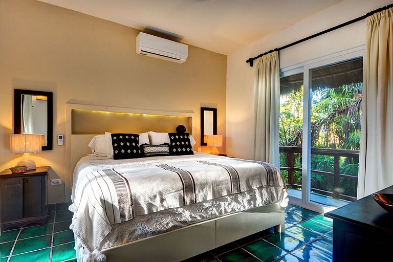 Tul038 - Villa de luxo de 5 quartos com vista para o mar em