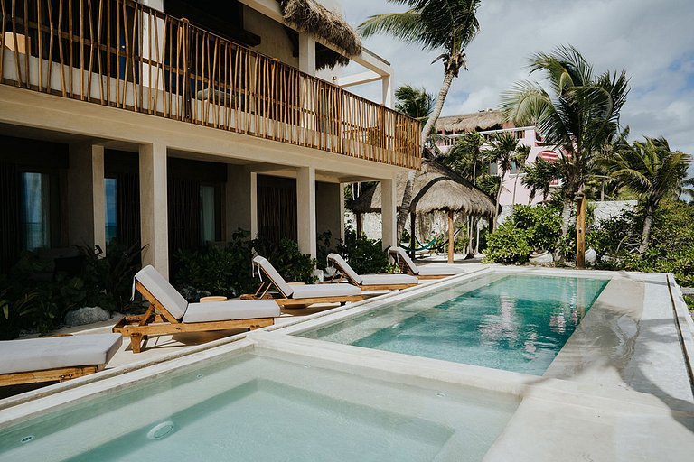 Tul050 - Manoir en bord de mer à Tulum