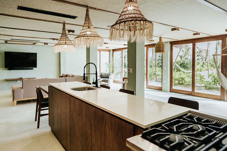 Tul050 - Mansión frente al mar en Tulum