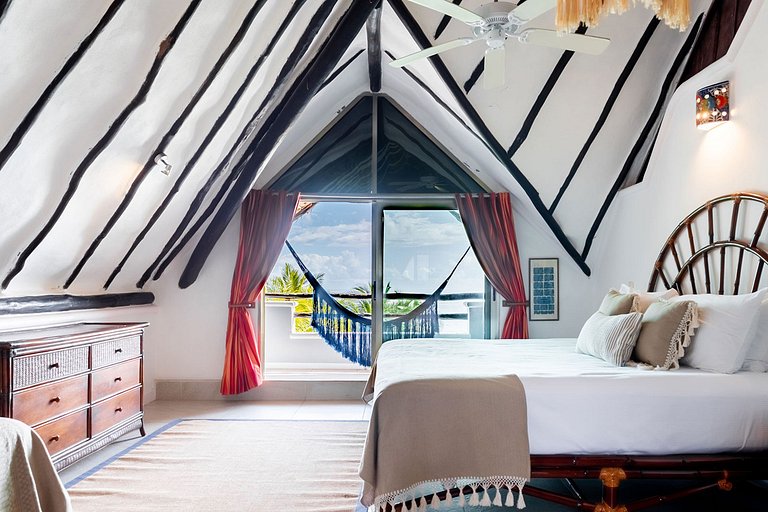 Tul051 - Exclusiva villa frente al mar en Tulum