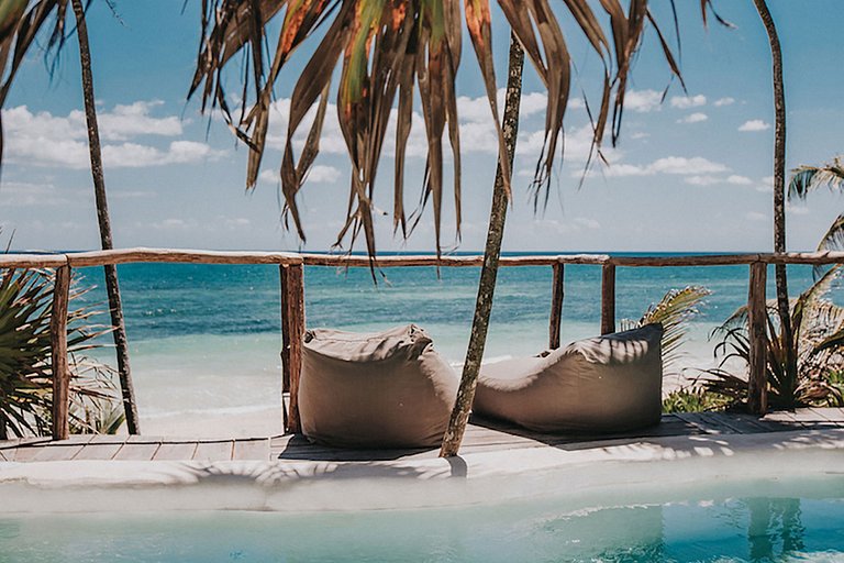 Tul054 - Villa tropicale en bord de mer à Tulum