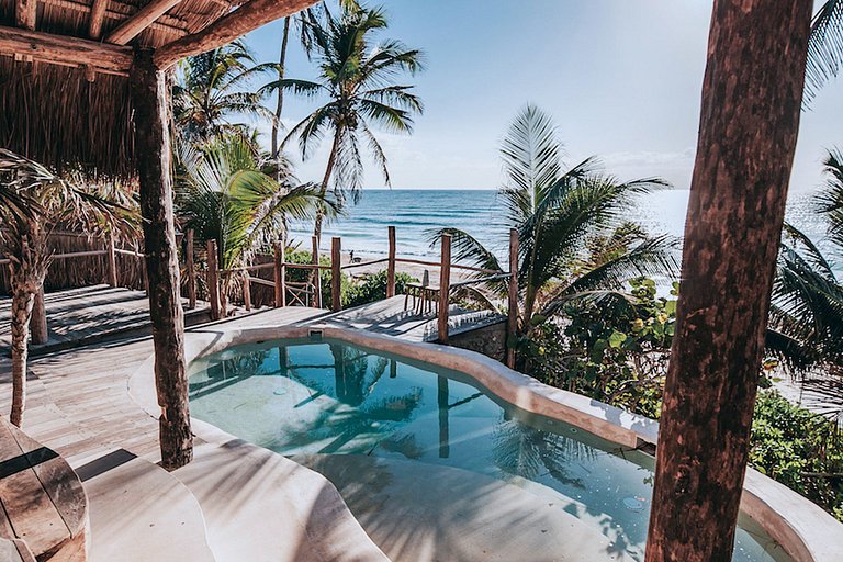 Tul054 - Villa tropicale en bord de mer à Tulum