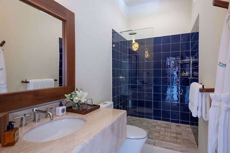 Ptm006 - Beautiful villa with pool and beautiful sea view