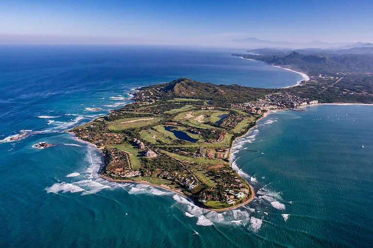 Ptm008 - Exclusive 9 Bedroom Luxury Villa in Punta Mita