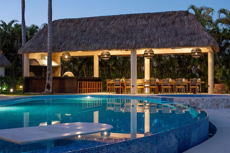 Ptm021 – Villa de lujo frente al mar en Punta Mita