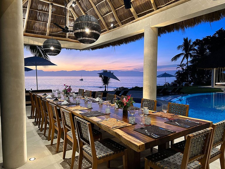 Ptm021 – Expansive luxury oceanfront villa in Punta Mita