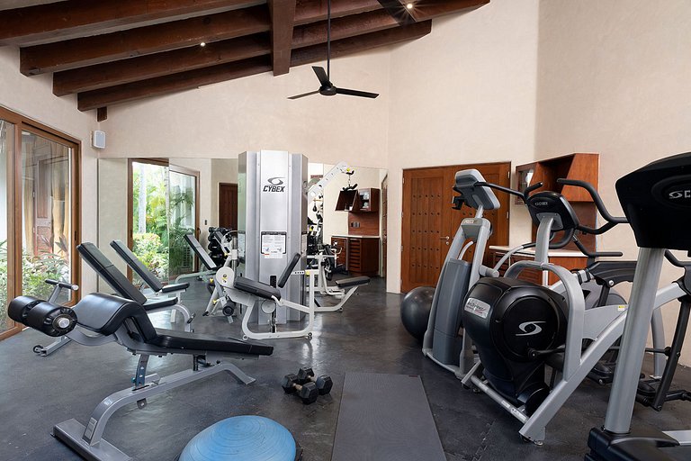 Ptm021 – Villa de lujo frente al mar en Punta Mita