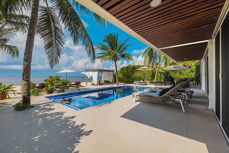 Coz001 - Wonderful Beachfront Villa in Cozumel