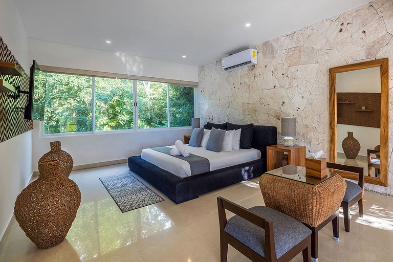 Coz002 - Idyllic beachfront villa in Cozumel