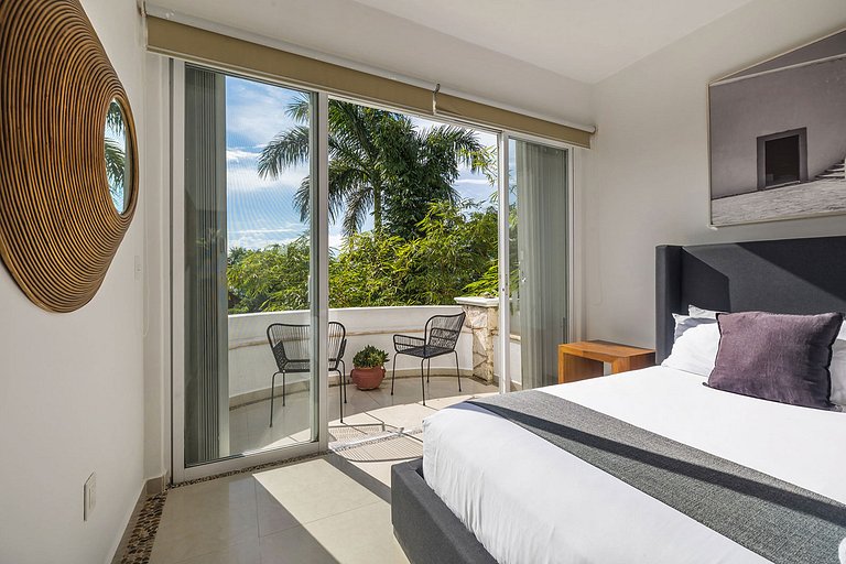 Coz002 - Idyllic beachfront villa in Cozumel
