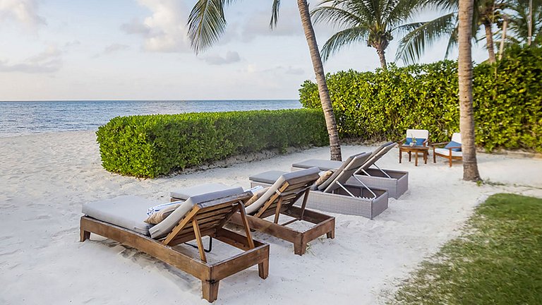 Coz003 - Beachfront villa in Cozumel