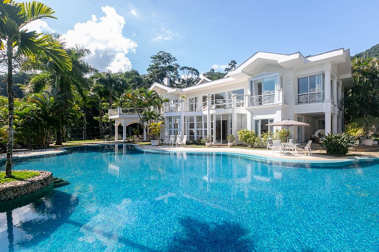 Ang020 - Luxueuse villa dans une copropriété à Mangaratiba