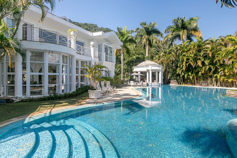 Ang020 - Luxueuse villa dans une copropriété à Mangaratiba