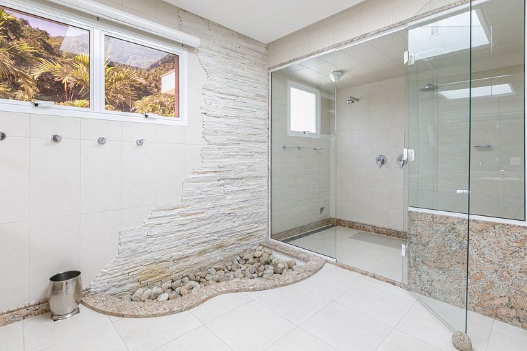 Ang020 - Luxueuse villa dans une copropriété à Mangaratiba