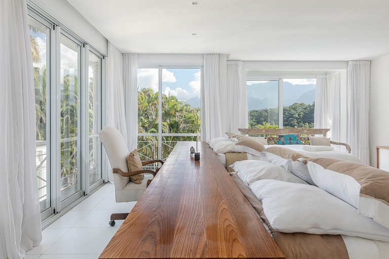 Ang020 - Mansão de luxo em condomínio de Mangaratiba