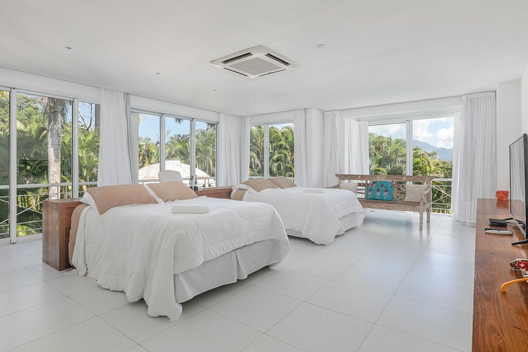 Ang020 - Mansión de lujo en condominio en Mangaratiba