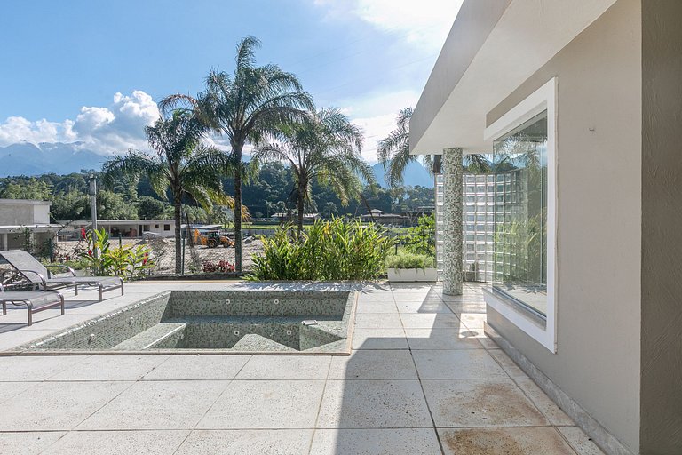 Ang020 - Mansão de luxo em condomínio de Mangaratiba