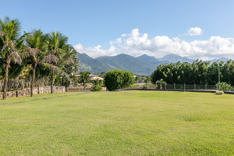 Ang020 - Mansão de luxo em condomínio de Mangaratiba